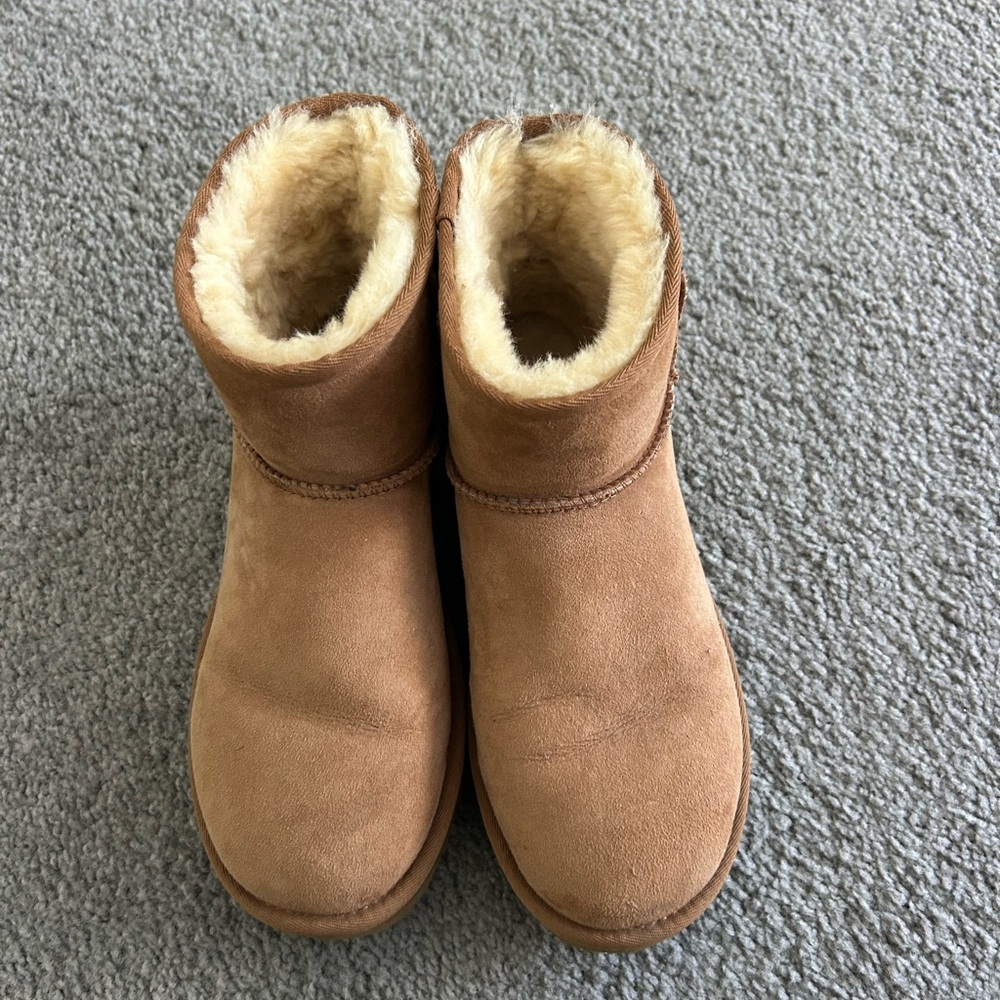 mini uggs - image 1